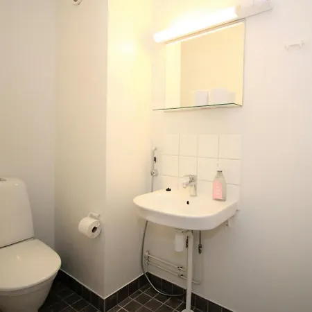 Spacious For 4 With Sauna Huoneisto *